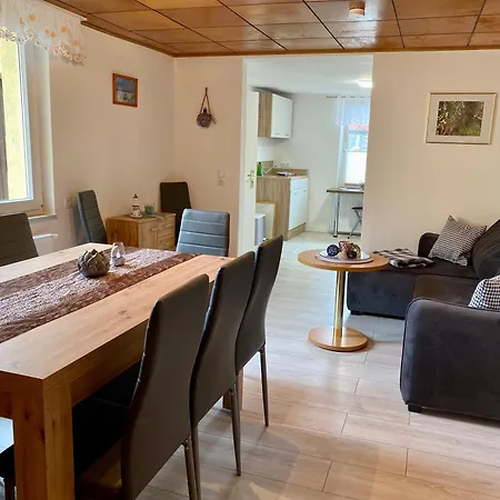 度假居 Fischerhaus Zecherin (Molschow, Vorpommern-Greifswald)